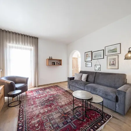 Apartment Lina *